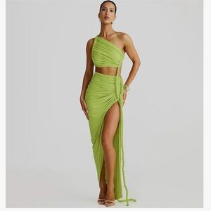 Wuitrie
One-Shoulder Lime Green Dress, NWT.